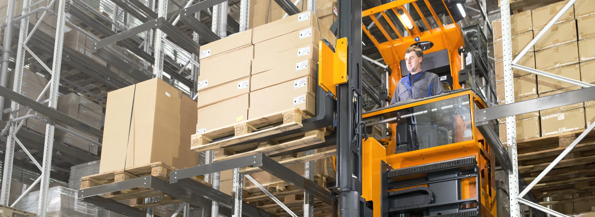 Sipariş Toplama İstifleme Araçları VNA